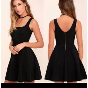 LULU’S Classic Black Mini Dress